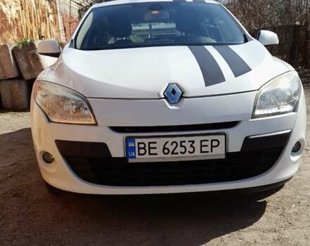 Білий Рено Меган, об'ємом двигуна 1.6 л та пробігом 215 тис. км за 6950 $, фото 1 на Automoto.ua