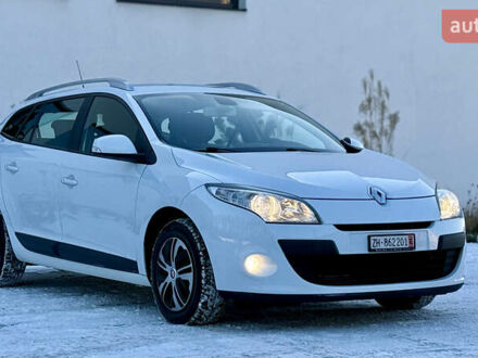 Рено Меган 2010 в Луцке на Automoto.ua Белый Рено Меган, объемом двигателя 1.46 л и пробегом 217 тыс. км за 6950 $, фото 1 на Automoto.ua