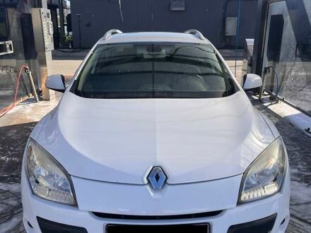 Белый Рено Меган, объемом двигателя 1.46 л и пробегом 262 тыс. км за 7100 $, фото 1 на Automoto.ua