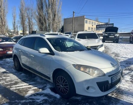 Белый Рено Меган, объемом двигателя 1.5 л и пробегом 240 тыс. км за 6700 $, фото 1 на Automoto.ua