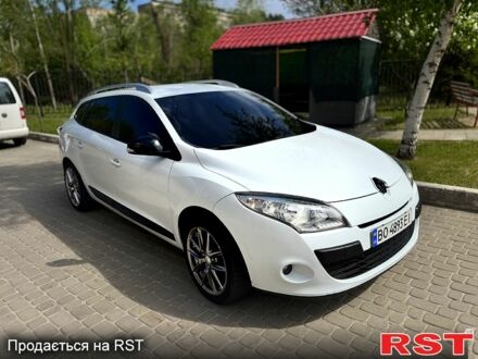 Білий Рено Меган, об'ємом двигуна 1.5 л та пробігом 297 тис. км за 6400 $, фото 1 на Automoto.ua