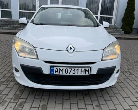 Белый Рено Меган, объемом двигателя 1.46 л и пробегом 264 тыс. км за 6500 $, фото 1 на Automoto.ua