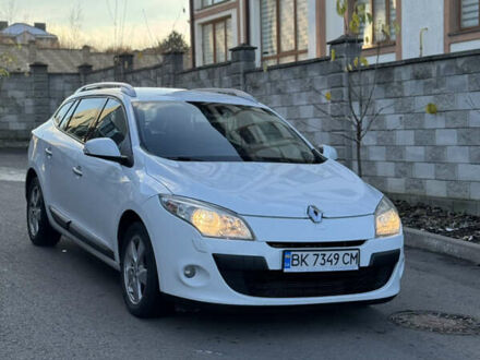 Белый Рено Меган, объемом двигателя 1.46 л и пробегом 298 тыс. км за 6200 $, фото 1 на Automoto.ua