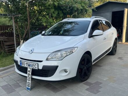 Белый Рено Меган, объемом двигателя 1.5 л и пробегом 253 тыс. км за 7200 $, фото 1 на Automoto.ua