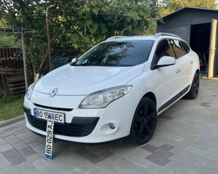 Білий Рено Меган, об'ємом двигуна 1.5 л та пробігом 253 тис. км за 7200 $, фото 1 на Automoto.ua