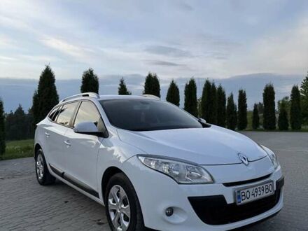 Рено Меган 2010 в Бучаче на Automoto.ua Белый Рено Меган, объемом двигателя 1.46 л и пробегом 316 тыс. км за 6700 $, фото 1 на Automoto.ua
