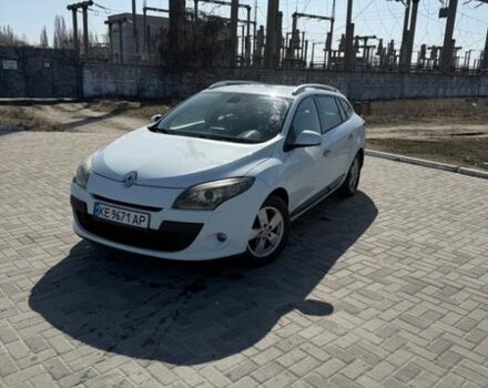 Білий Рено Меган, об'ємом двигуна 1.46 л та пробігом 320 тис. км за 5500 $, фото 1 на Automoto.ua