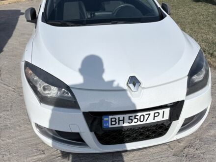 Белый Рено Меган, объемом двигателя 1.5 л и пробегом 265 тыс. км за 6500 $, фото 1 на Automoto.ua