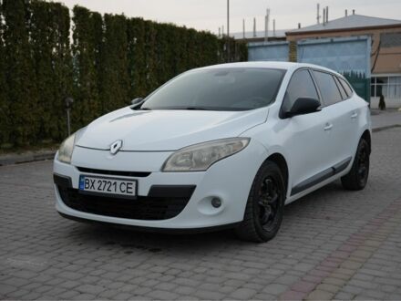 Рено Меган 2011 у Дунаевцах на Automoto.ua Білий Рено Меган, об'ємом двигуна 1.5 л та пробігом 270 тис. км за 7450 $, фото 1 на Automoto.ua