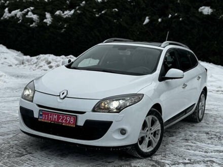 Білий Рено Меган, об'ємом двигуна 1.5 л та пробігом 197 тис. км за 7400 $, фото 1 на Automoto.ua