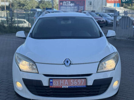 Білий Рено Меган, об'ємом двигуна 1.6 л та пробігом 265 тис. км за 6350 $, фото 1 на Automoto.ua