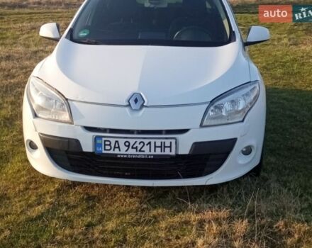Белый Рено Меган, объемом двигателя 1.46 л и пробегом 320 тыс. км за 5900 $, фото 1 на Automoto.ua