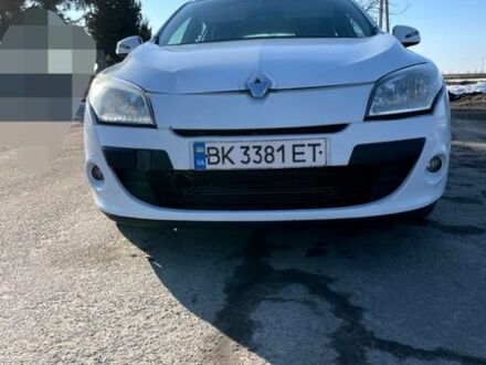 Белый Рено Меган, объемом двигателя 1.46 л и пробегом 400 тыс. км за 6000 $, фото 1 на Automoto.ua