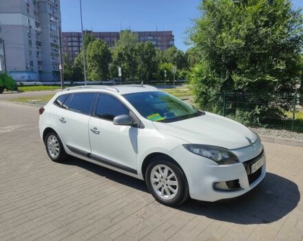 Белый Рено Меган, объемом двигателя 1.5 л и пробегом 270 тыс. км за 7000 $, фото 1 на Automoto.ua