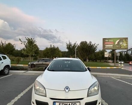 Белый Рено Меган, объемом двигателя 1.5 л и пробегом 360 тыс. км за 6799 $, фото 1 на Automoto.ua