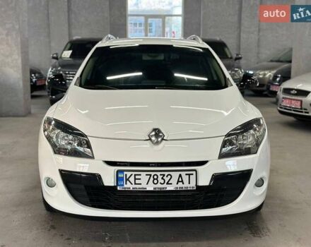 Белый Рено Меган, объемом двигателя 1.46 л и пробегом 332 тыс. км за 7699 $, фото 1 на Automoto.ua