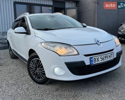 Белый Рено Меган, объемом двигателя 1.5 л и пробегом 317 тыс. км за 7999 $, фото 1 на Automoto.ua