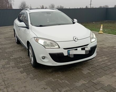 Білий Рено Меган, об'ємом двигуна 0 л та пробігом 216 тис. км за 6807 $, фото 1 на Automoto.ua