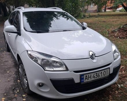 Білий Рено Меган, об'ємом двигуна 1.46 л та пробігом 197 тис. км за 7500 $, фото 1 на Automoto.ua