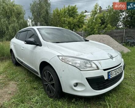 Белый Рено Меган, объемом двигателя 1.46 л и пробегом 236 тыс. км за 3250 $, фото 1 на Automoto.ua