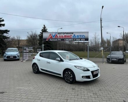 Белый Рено Меган, объемом двигателя 1.5 л и пробегом 230 тыс. км за 6500 $, фото 1 на Automoto.ua