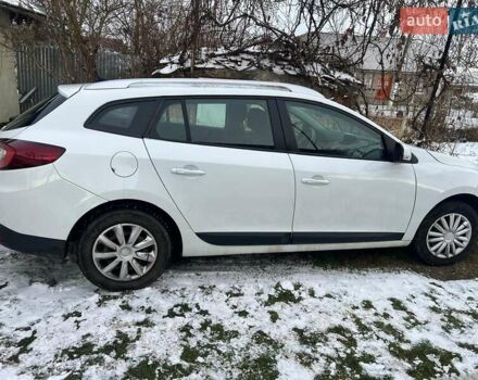 Білий Рено Меган, об'ємом двигуна 1.46 л та пробігом 300 тис. км за 6700 $, фото 1 на Automoto.ua