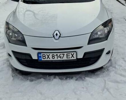 Белый Рено Меган, объемом двигателя 1.46 л и пробегом 236 тыс. км за 7500 $, фото 1 на Automoto.ua