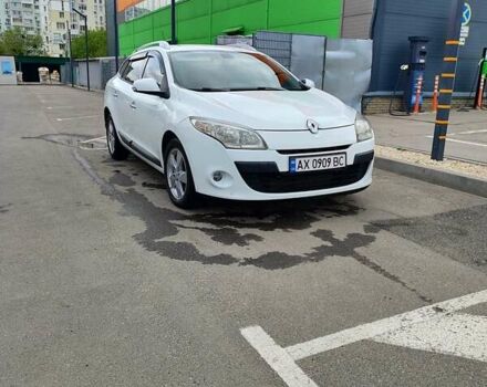 Белый Рено Меган, объемом двигателя 1.9 л и пробегом 400 тыс. км за 6700 $, фото 1 на Automoto.ua