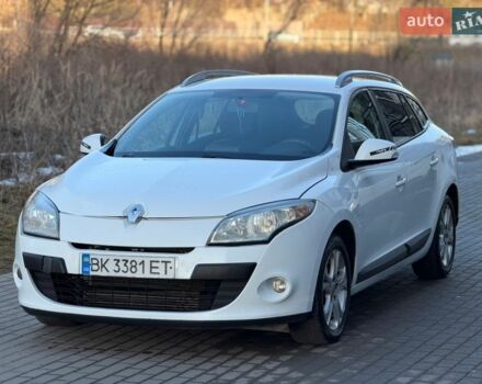 Білий Рено Меган, об'ємом двигуна 1.46 л та пробігом 402 тис. км за 4950 $, фото 1 на Automoto.ua