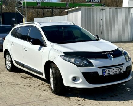 Белый Рено Меган, объемом двигателя 1.5 л и пробегом 240 тыс. км за 6000 $, фото 1 на Automoto.ua