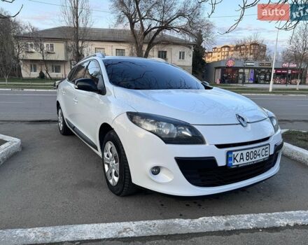 Білий Рено Меган, об'ємом двигуна 1.46 л та пробігом 336 тис. км за 5300 $, фото 1 на Automoto.ua
