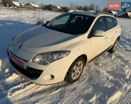 Белый Рено Меган, объемом двигателя 1.46 л и пробегом 193 тыс. км за 7100 $, фото 1 на Automoto.ua