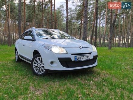 Белый Рено Меган, объемом двигателя 1.46 л и пробегом 291 тыс. км за 7100 $, фото 1 на Automoto.ua
