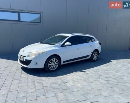 Білий Рено Меган, об'ємом двигуна 1.5 л та пробігом 275 тис. км за 5800 $, фото 1 на Automoto.ua