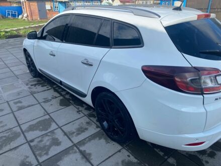 Белый Рено Меган, объемом двигателя 1.5 л и пробегом 220 тыс. км за 6200 $, фото 1 на Automoto.ua