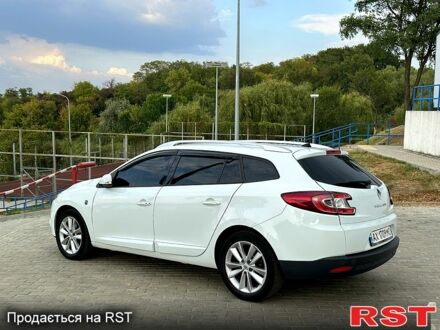 Рено Меган 2011 у Запоріжжя на Automoto.ua Білий Рено Меган, об'ємом двигуна 1.5 л та пробігом 300 тис. км за 7800 $, фото 1 на Automoto.ua