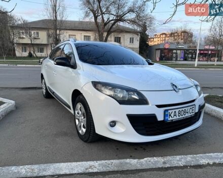 Белый Рено Меган, объемом двигателя 1.46 л и пробегом 334 тыс. км за 6400 $, фото 1 на Automoto.ua