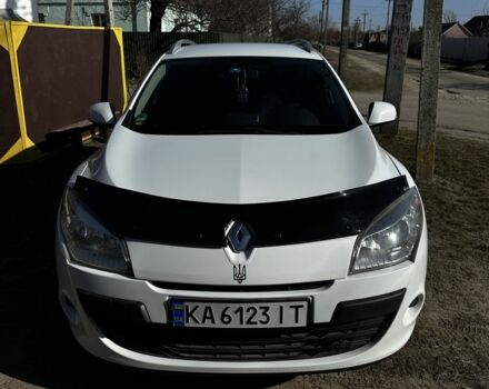 Белый Рено Меган, объемом двигателя 1.5 л и пробегом 292 тыс. км за 5950 $, фото 1 на Automoto.ua