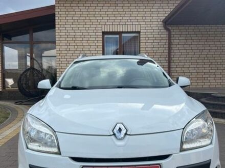 Белый Рено Меган, объемом двигателя 0 л и пробегом 238 тыс. км за 6500 $, фото 1 на Automoto.ua