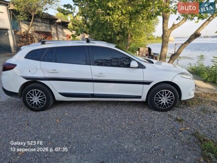 Белый Рено Меган, объемом двигателя 1.46 л и пробегом 313 тыс. км за 5200 $, фото 1 на Automoto.ua