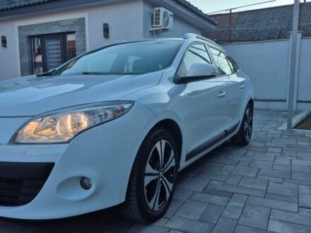 Білий Рено Меган, об'ємом двигуна 1.46 л та пробігом 209 тис. км за 6600 $, фото 1 на Automoto.ua