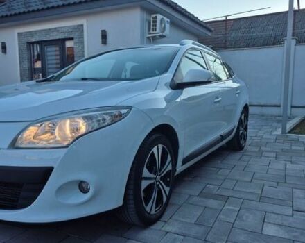 Белый Рено Меган, объемом двигателя 1.46 л и пробегом 209 тыс. км за 6600 $, фото 1 на Automoto.ua