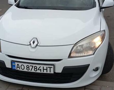 Білий Рено Меган, об'ємом двигуна 1.46 л та пробігом 268 тис. км за 6000 $, фото 1 на Automoto.ua