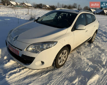 Белый Рено Меган, объемом двигателя 1.5 л и пробегом 193 тыс. км за 7850 $, фото 1 на Automoto.ua