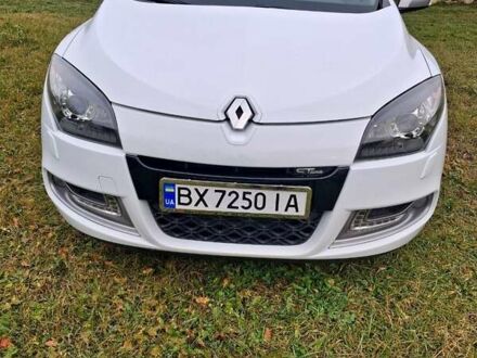 Белый Рено Меган, объемом двигателя 1.46 л и пробегом 220 тыс. км за 8950 $, фото 1 на Automoto.ua