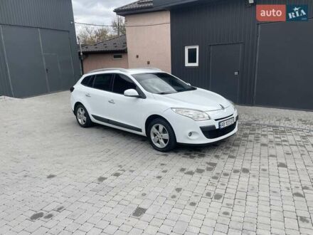 Белый Рено Меган, объемом двигателя 1.46 л и пробегом 273 тыс. км за 7300 $, фото 1 на Automoto.ua