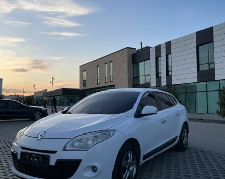 Белый Рено Меган, объемом двигателя 1.5 л и пробегом 278 тыс. км за 5600 $, фото 1 на Automoto.ua