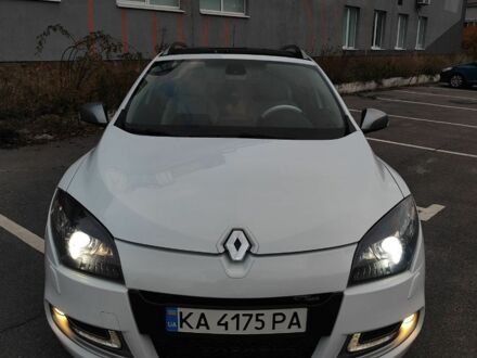 Белый Рено Меган, объемом двигателя 1.5 л и пробегом 264 тыс. км за 8200 $, фото 1 на Automoto.ua