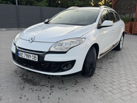 Білий Рено Меган, об'ємом двигуна 1.5 л та пробігом 350 тис. км за 5720 $, фото 1 на Automoto.ua