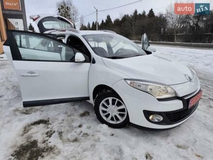 Белый Рено Меган, объемом двигателя 1.5 л и пробегом 250 тыс. км за 6700 $, фото 1 на Automoto.ua